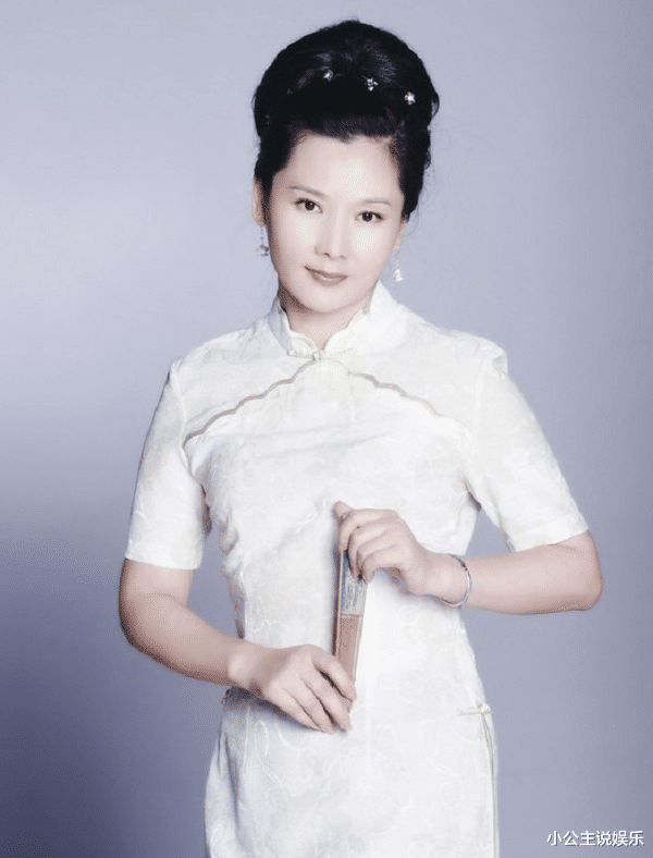 何赛飞|因长相太美无人敢追，父亲为了她终身不娶，她的魅力有多大？