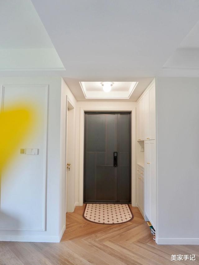 她家115㎡的房子一入户就把我迷住,全屋干净整洁到令人羡慕,超美