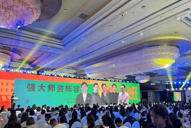 浙江卫视|章子怡赵丽颖杨洋金靖等加盟隐秘的高手!浙江卫视综艺嘉宾大揭秘