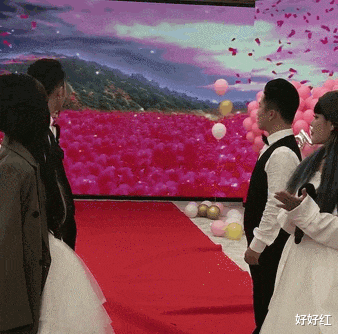 殷世航|非主流网红的爱恨情仇，出轨家暴、多人运动，前女友旧情复燃