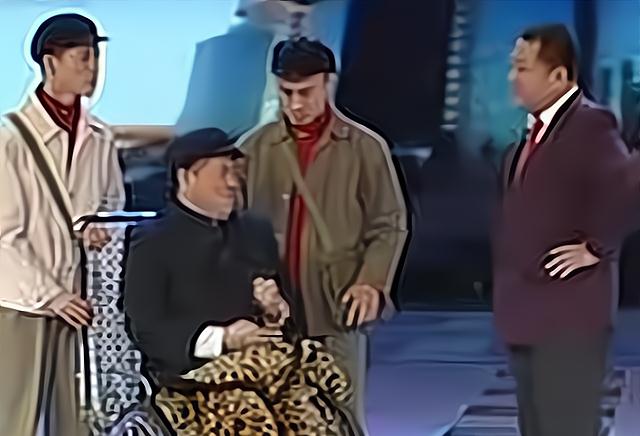 赵本山|王老七回应被除门传闻，发布与赵本山合照，并亲切称呼师父为伯乐