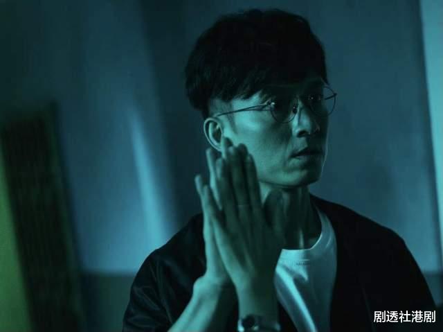 陈山聪|TVB知名男星演易服癖杀手!化浓妆戴假发,遗憾与男主吻戏被删