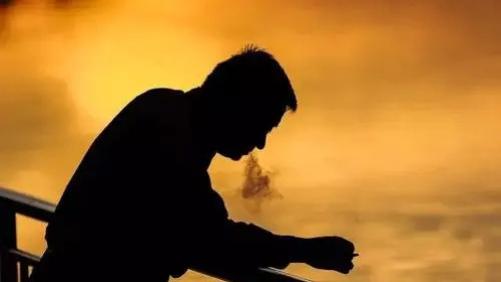 玫瑰|42岁男人的自述：离婚后才发现前妻的好，我已经悔断肠了