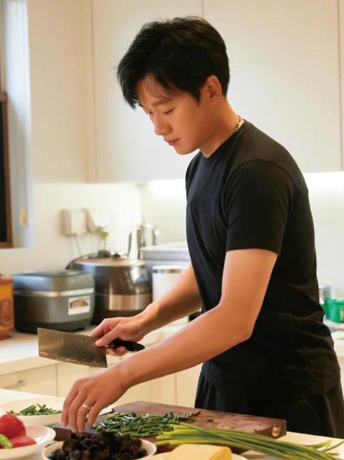 伏地魔|佟大为晒出自己的家，连谢娜夫妇也来蹭吃，难怪被称“佟大食堂”