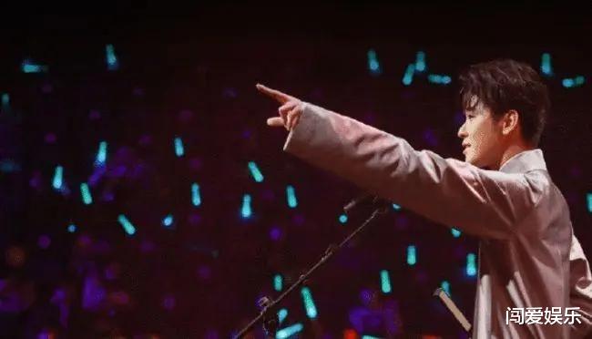 郭德纲|郭德纲逗哏弟子实力排行榜，岳云鹏屈居第二，第一毫无争议！