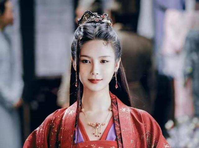 春晚|8位古装剧花魁差距大，尤物与“油物”并存，有人惊艳有人被吐槽