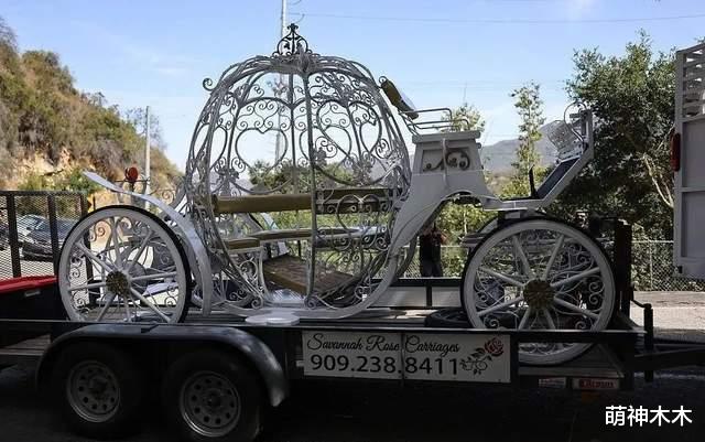 布兰妮·斯皮尔斯|布兰妮婚礼很梦幻,白马搭配南瓜车,麦当娜希尔顿等大咖盛装现身