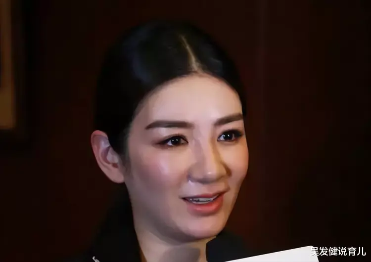 马思纯|“一胖毁所有”的8位女星，年轻时惊为天人，现今都成了老大妈