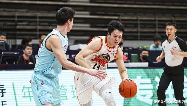 00后|44分9板4助！吉林小将太豪横，这才是真正的最强00后吧