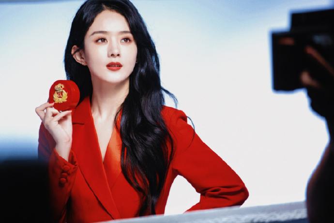 赵丽颖|导演郑晓龙说赵丽颖不是一个简单的漂亮演员,我咋觉得刚好相反呢