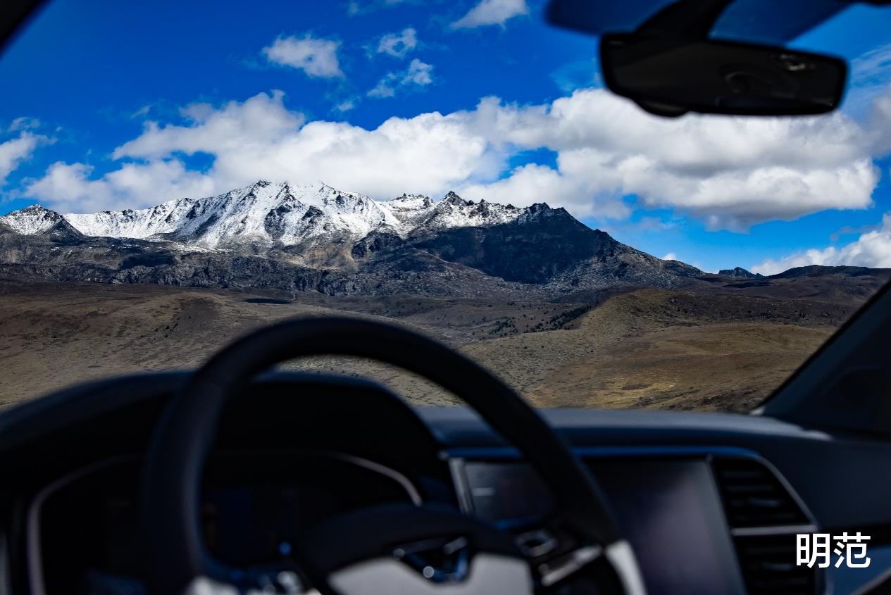 |百转川西赏秋色,千里江山可捷达