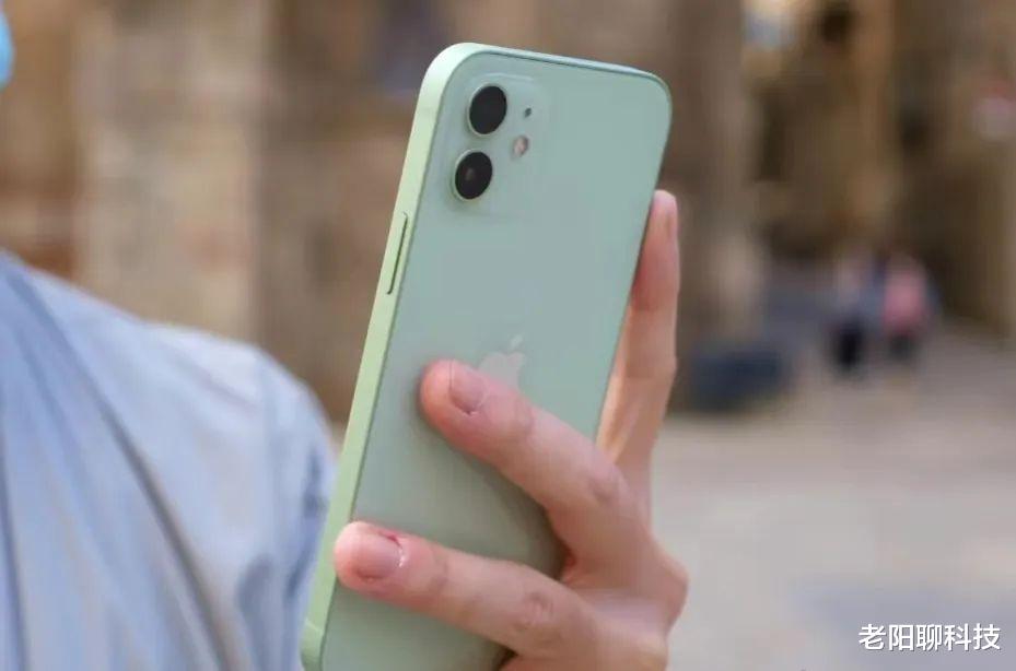 小屏|6.1寸和6.2寸屏幕的两款手机，重量都为162g，这才是小屏旗舰