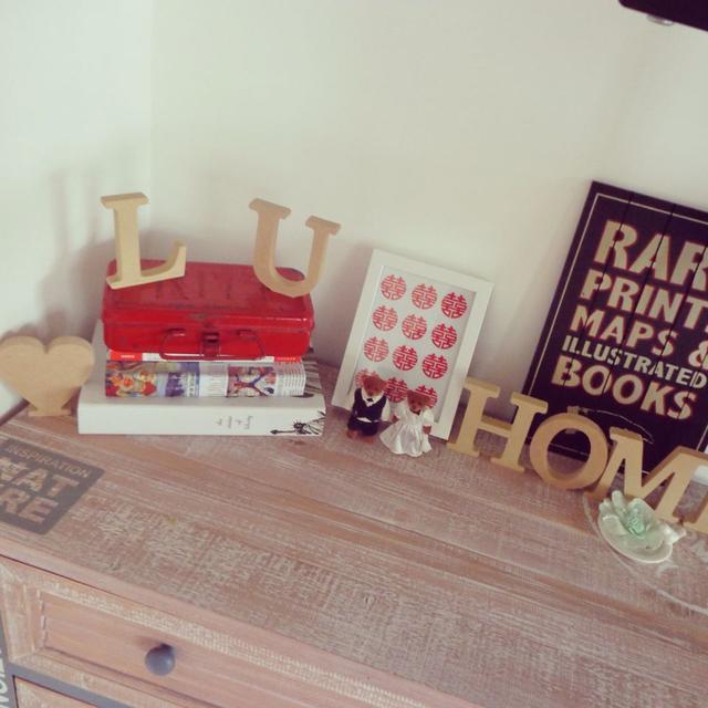 78平米的小复式完工，简单装修超美，入门就被客餐厅迷住了