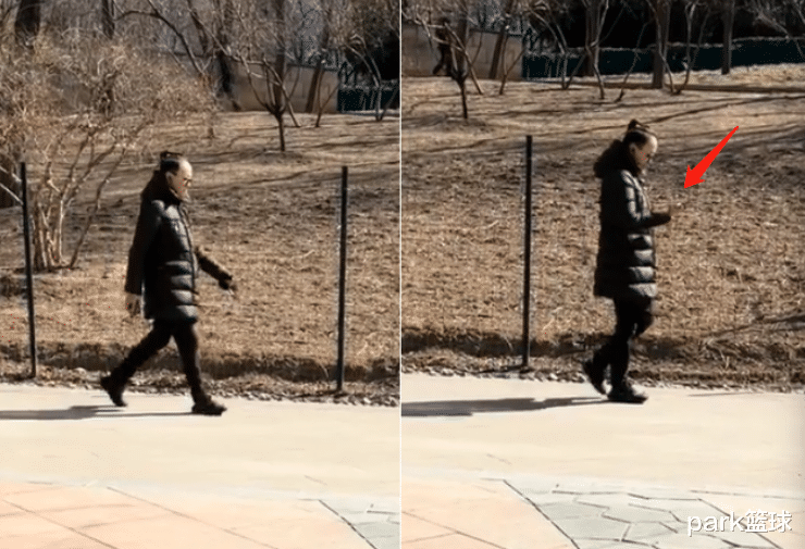 宋丹丹|宋丹丹在公园里散步，被网友偷拍，发际线感人