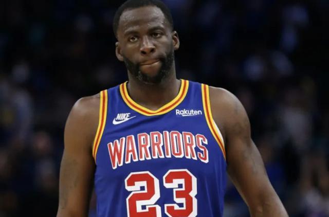 勒布朗·詹姆斯|NBA早报：詹皇想交易走威少，KD在夜店与美女合照，狄龙被禁赛1场