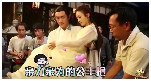 公主抱|怪不得影视剧只敢拍上半身,镜头下移后,是观众不能看的全貌