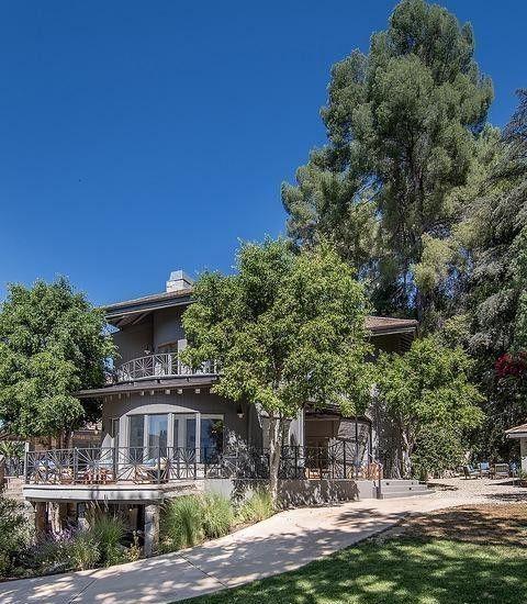 关晓彤|纯白挑高大厅！赛琳娜490万美金私人奢华豪宅曝光