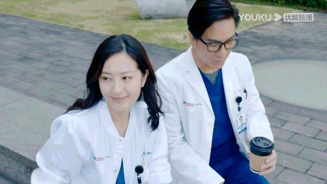 唐诗咏|被称为最佳女友,却受渣男多次劈腿,今41岁仍单身一人