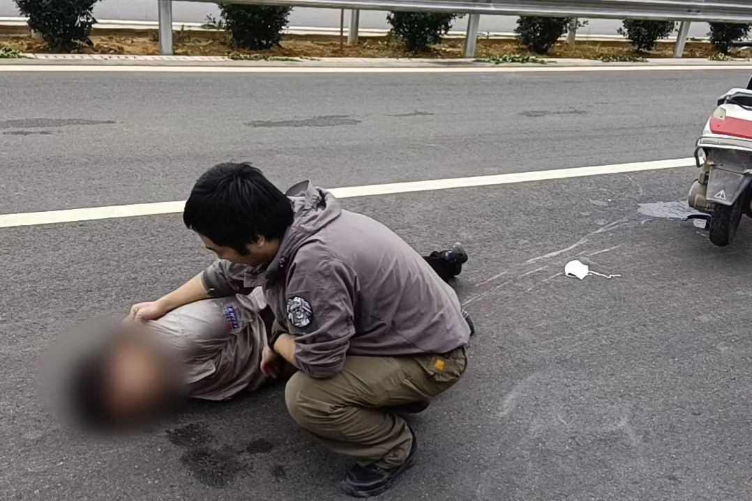 这个游走在南部、西充等地的“电工”,是个贼......