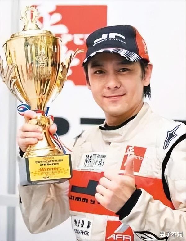 林志颖|娱乐圈五位赛车手，韩寒双料冠军，郭富城有车队，成龙直接办比赛
