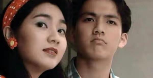 钟汉良|因杨颖“身价暴跌”，47岁被骂“老牛吃嫩草”，钟汉良都做了啥？