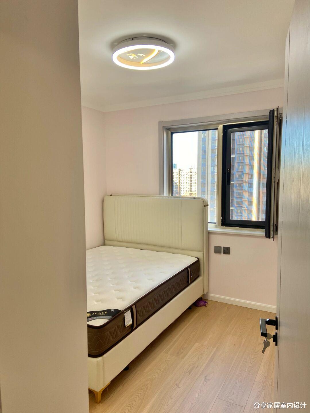 她家89平两居室新房，装修花了21W，全屋每个空间都满意！