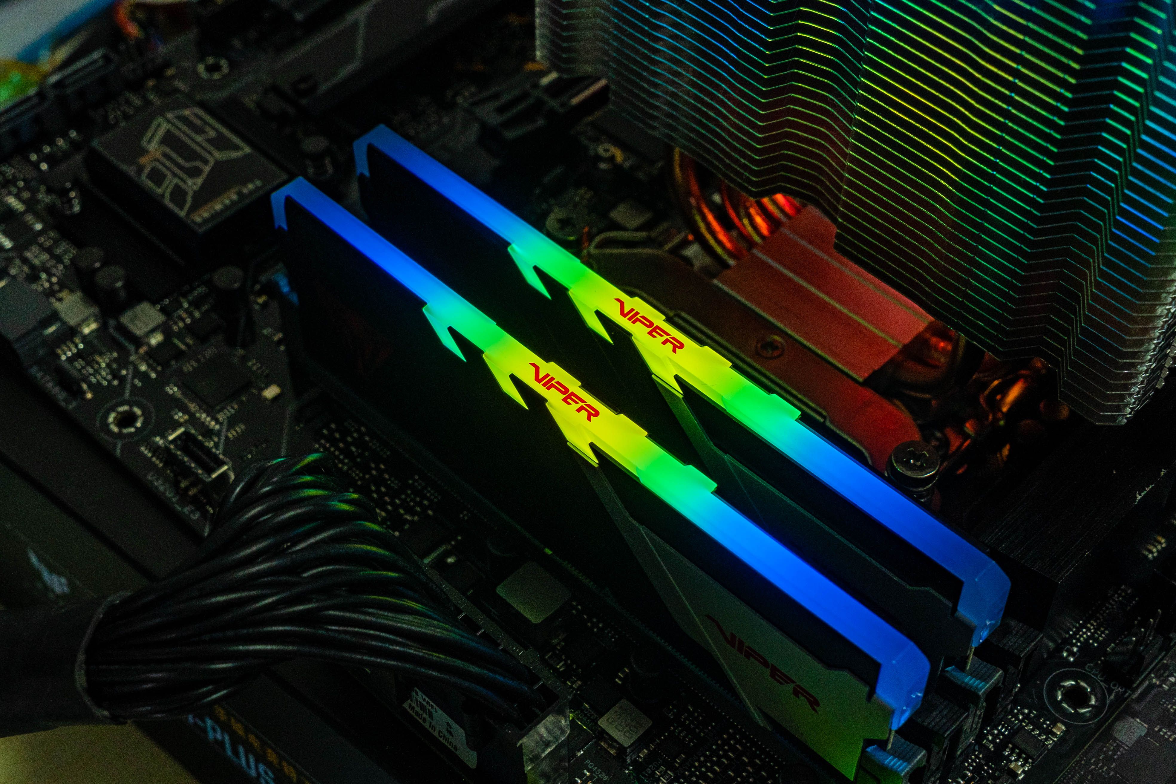 博帝蟒龙VIPER DDR5内存实测：海力士颗粒，超频贼猛