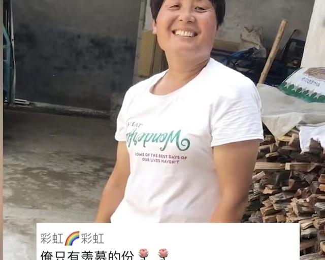 女子母亲去世多年,每次回娘家先去婶婶家,真相让网友们感动落泪