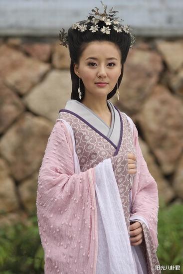 整容|拍一部戏“换”一张脸,5位热衷整容的明星,还记得初始模样吗?