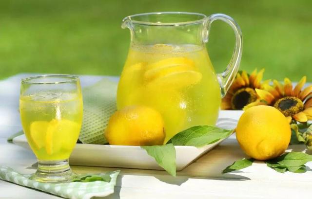 保健品|央视反复辟谣的4种保健品,效果低微!为何你还一次次上当?