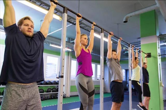 运动|公园里常见的这四种锻炼，对老年人健康有害，要远离