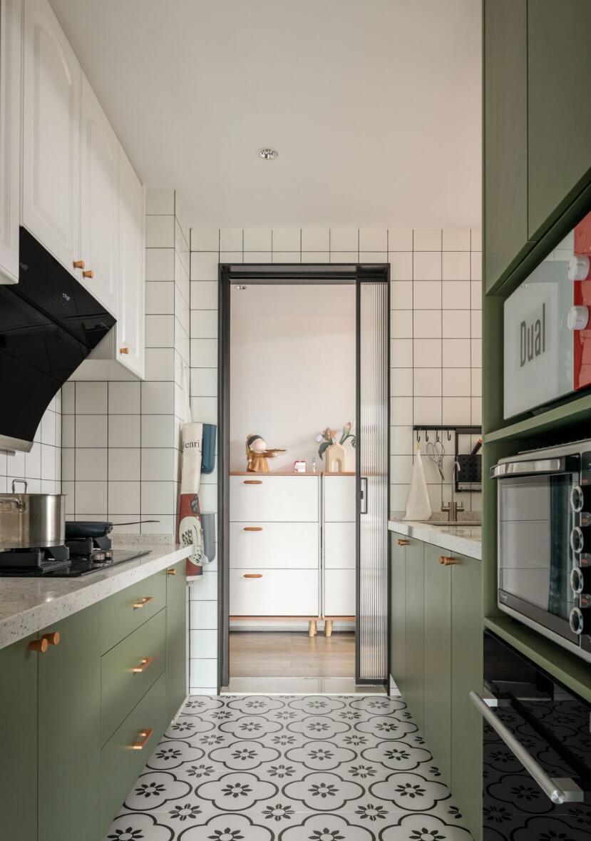 没有客厅,不要沙发,她76㎡小家,堪称小户型“设计天花板”