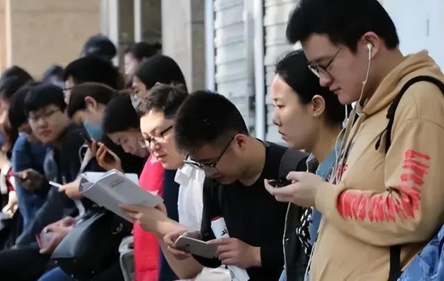 电子竞技|男生高考填写“服从调剂”,捡漏上了上海交大,却没有想象中开心