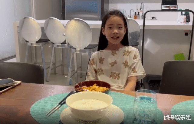 陈数|好扎心！小S为女儿做咖喱饭，要许老三唱《世上只有妈妈好》被拒