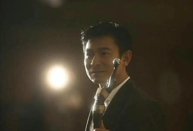 刘德华|刘德华直播间超三亿就震惊？你是不知道巅峰，那是你无法想象的火