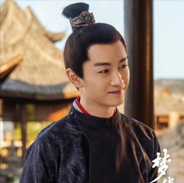 陈晓|《梦华录》陈晓在线磕“顾盼生辉CP”,他眼里的光终于又回来了