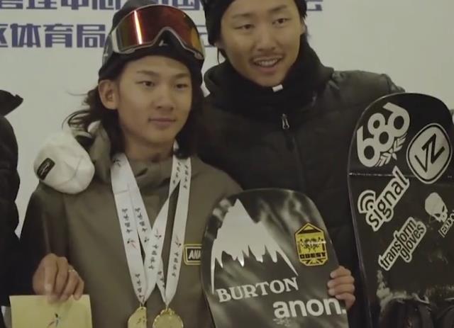 谷爱凌|谷爱凌被八卦：只把苏翊鸣当弟弟吗？怎料谷爱凌的回答过于真实了