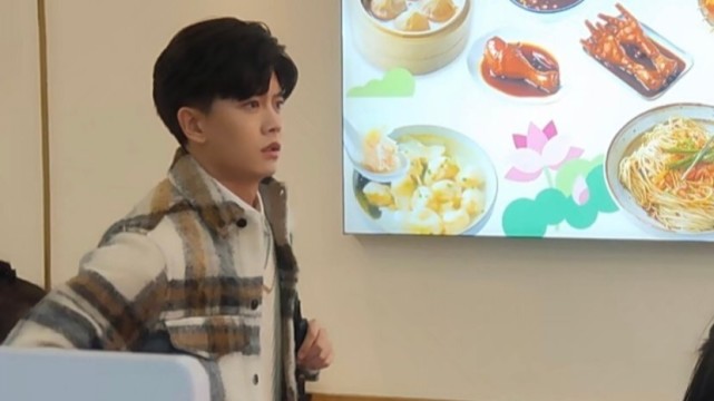 周生辰|任嘉伦与杨颖逛菜市场，不看女主角就以为是现代版的周生辰