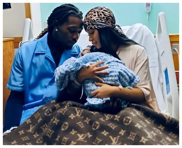 成龙|好家伙，又来一个私生子？