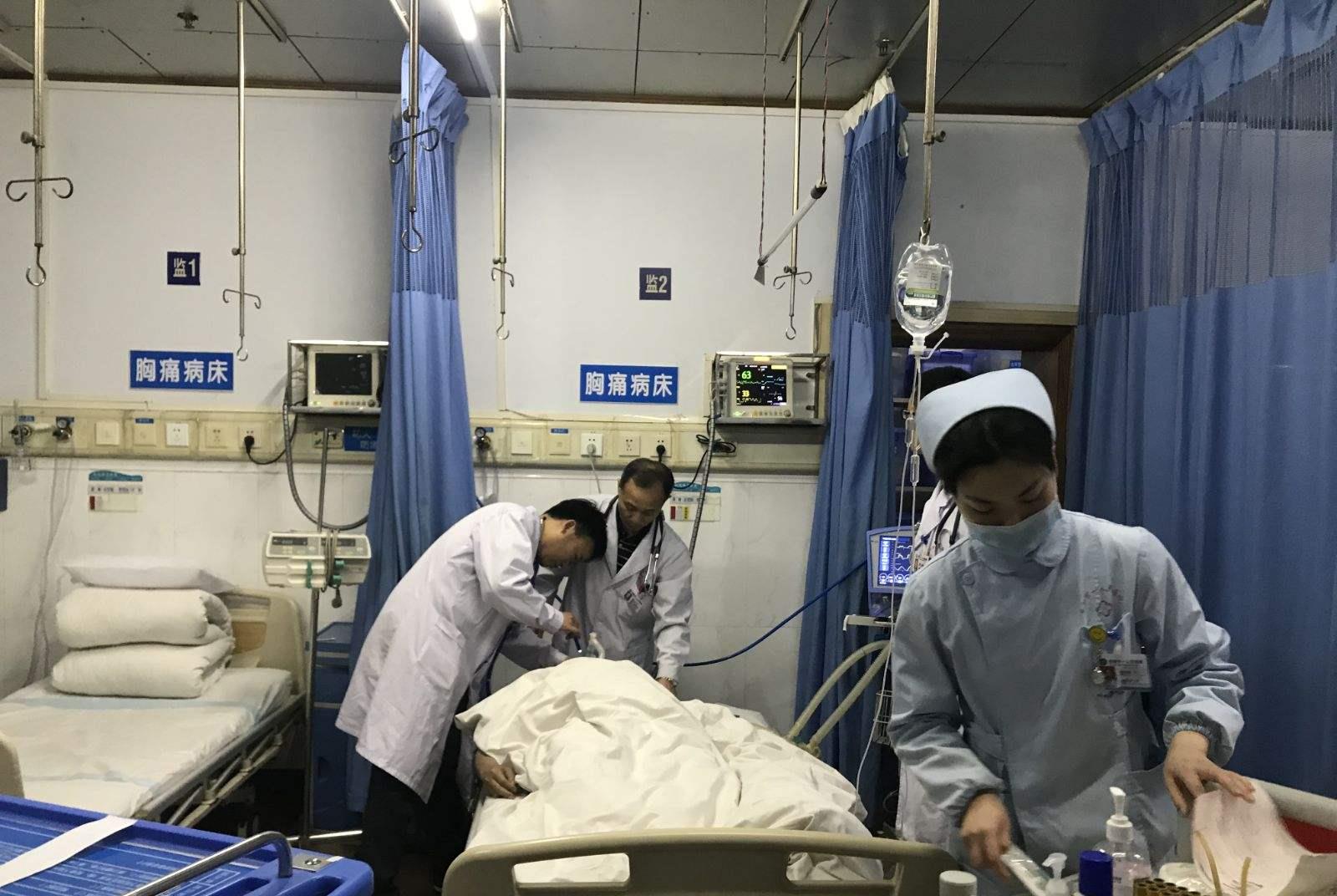 2015年,东北少年看病时心脏上发现铁针,医生:一天被扎十几万次