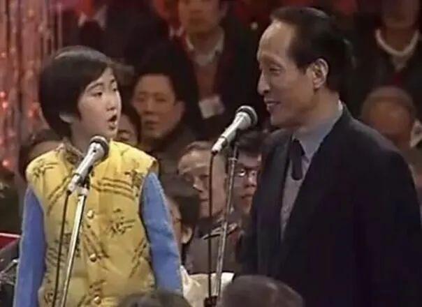 娱乐圈|娱乐圈隐藏的八大“关系户”,拼家世、潜规则上位,可惜全哑火了