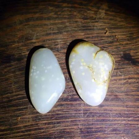 手绘|玉石之上，“瑕”出意境的——雪花玉