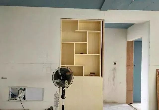 我家新房，花3万找亲戚打的全屋柜子，太漂亮实用了，看完都夸！