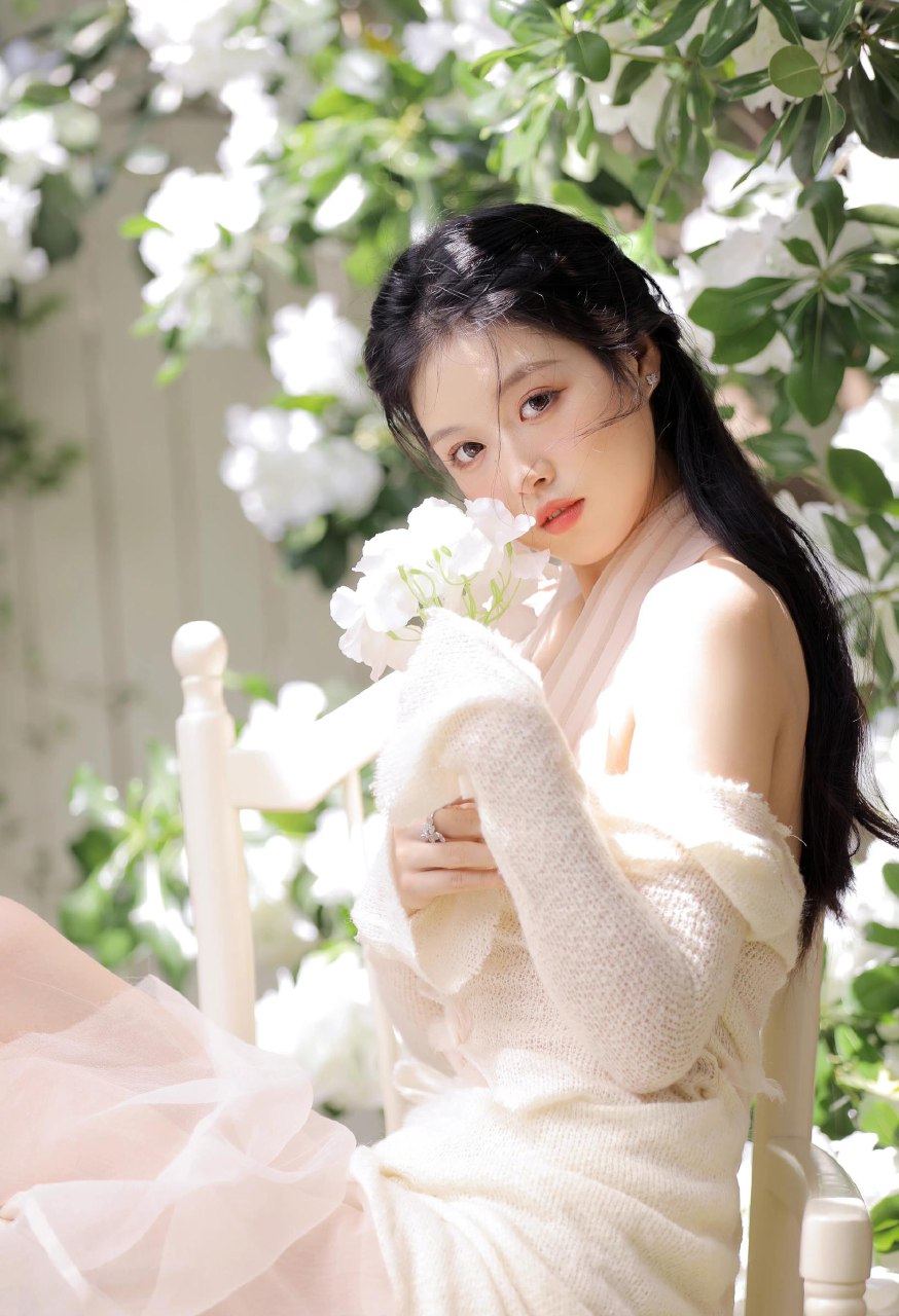 |夏末街头灯影藏着梦