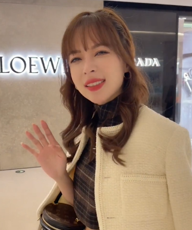 聚会|最作“京城第一名媛”，花式炫富圈粉百万，田田小阿姨有多牛？