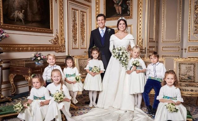 教堂|2018年,尤金妮公主在圣乔治教堂大婚,在婚礼上穿过她祖先的遗骸