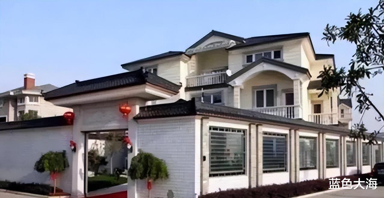 王二妮|\星光大道\王二妮: 放弃百万年薪下嫁农村, 婚后被婆婆当亲女儿疼爱