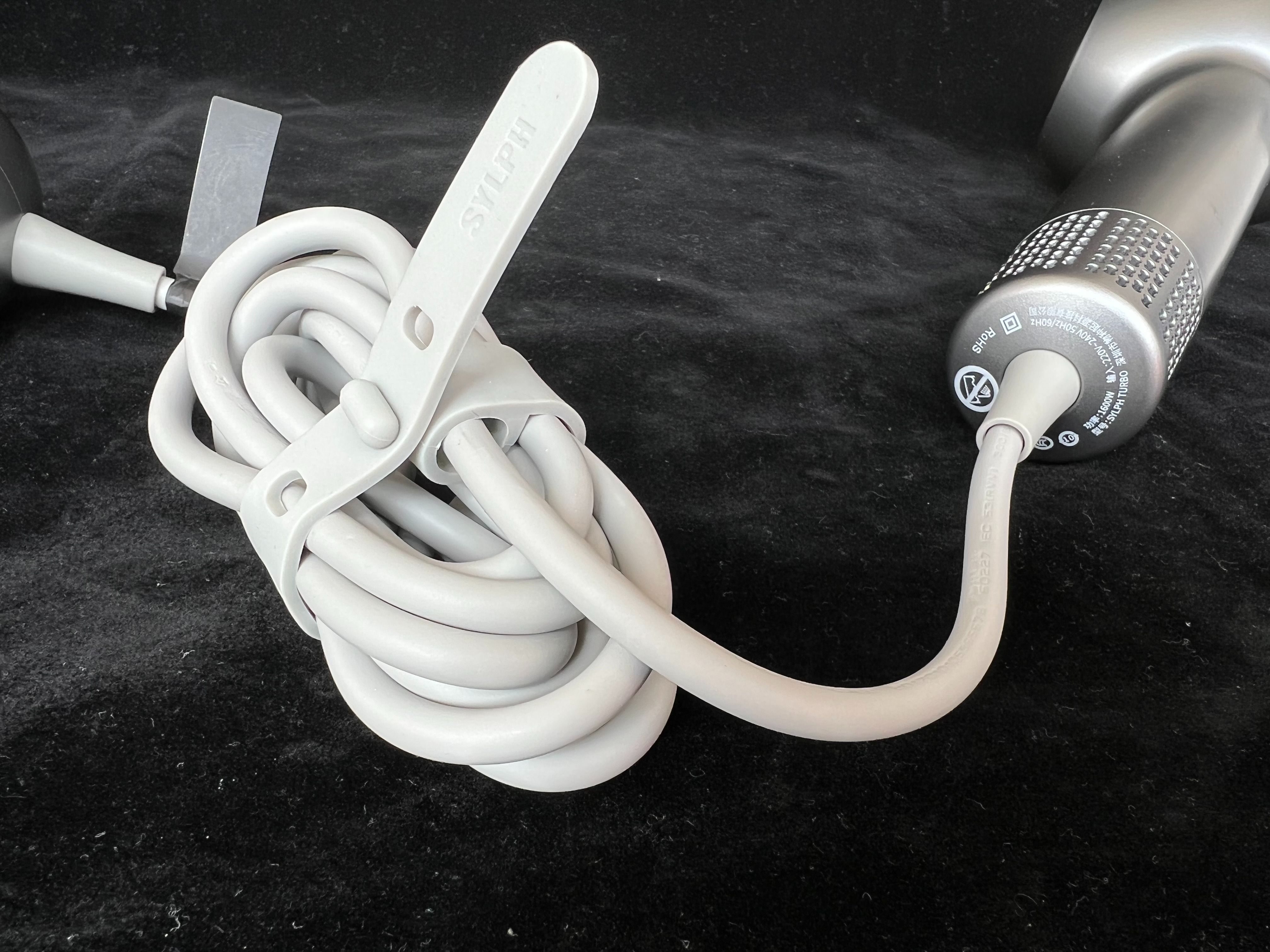 智能恒温,快干低噪,护发养发:仙如擎吹风机轻体验