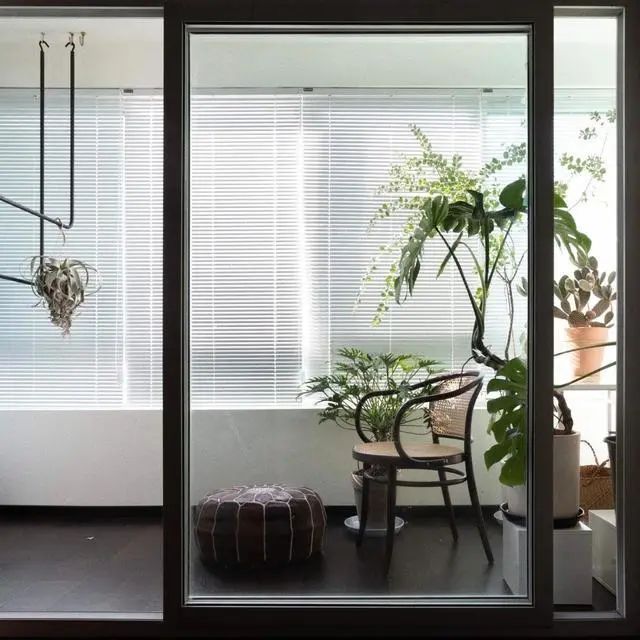 50㎡出租房，她花20万改造，看完装修后，我羡慕了