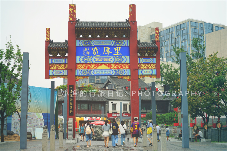 荷花|这座泡在泉水里的省会城市，低调且优雅！满城美景，来了就难忘记